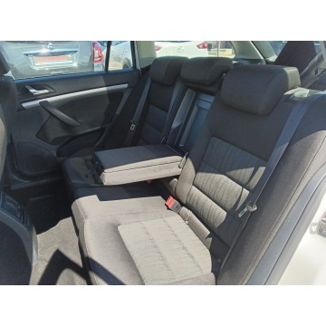 Skoda Octavia  Kombi 2013,  2.0 diesel - Na sprzedaż za 21 800 zł - Pogwizdów - zdjęcie 10