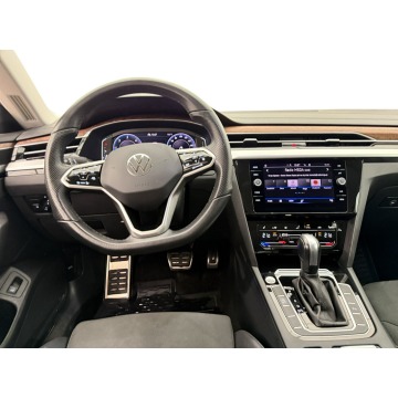 Volkswagen Arteon  Kombi 2023,  1.7 diesel, automat - Na sprzedaż za 119 900 zł - Warszawa - zdjęcie 9