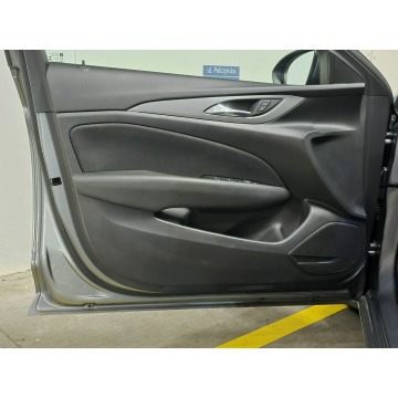 Opel Insignia  Kombi 2019,  1.5 benzyna, automat - Na sprzedaż za 59 900 zł - Warszawa - zdjęcie 12