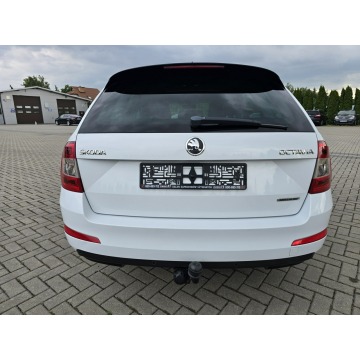Skoda Octavia  Kombi 2014,  1.6 diesel - Na sprzedaż za 25 900 zł - Kutno - zdjęcie 12
