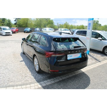 Skoda Octavia  Kombi 2022,  2.0 diesel - Na sprzedaż za 57 900 zł - Warszawa - zdjęcie 8