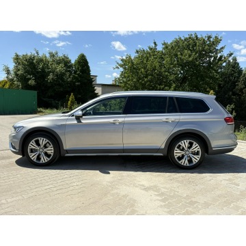 Volkswagen Passat  Kombi 2016,  2.0 diesel, automat - Na sprzedaż za 55 900 zł - Knurów - zdjęcie 4