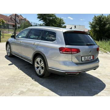 Volkswagen Passat  Kombi 2016,  2.0 diesel, automat - Na sprzedaż za 55 900 zł - Knurów - zdjęcie 5