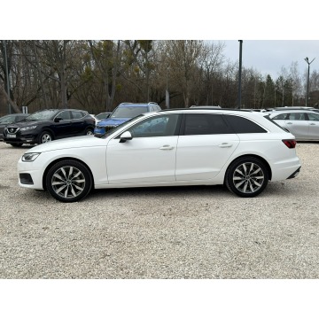 Audi A4  Kombi 2021,  2.0 benzyna, automat - Na sprzedaż za 93 800 zł - Pęcice - zdjęcie 6