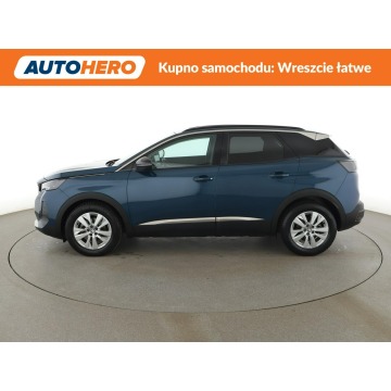 Peugeot 3008  SUV 2022,  1.2 benzyna, automat - Na sprzedaż za 68 900 zł - Warszawa - zdjęcie 2