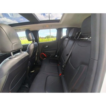 Jeep Renegade  SUV 2015,  2.0 diesel, automat - Na sprzedaż za 49 900 zł - Harklowa - zdjęcie 12