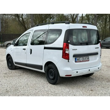 Dacia Dokker  Kombi 2017,  1.5 diesel - Na sprzedaż za 26 800 zł - Pęcice - zdjęcie 5