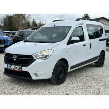 Dacia Dokker  Kombi 2017,  1.5 diesel - Na sprzedaż za 26 800 zł - Pęcice - zdjęcie 3