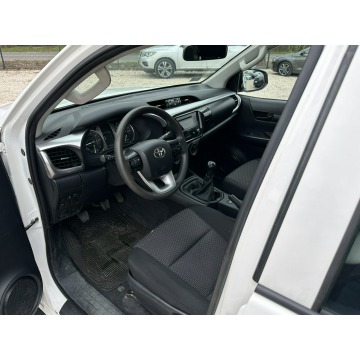 Toyota Hilux 2021,  2.4 diesel - Na sprzedaż za 109 900 zł - Pęcice - zdjęcie 10