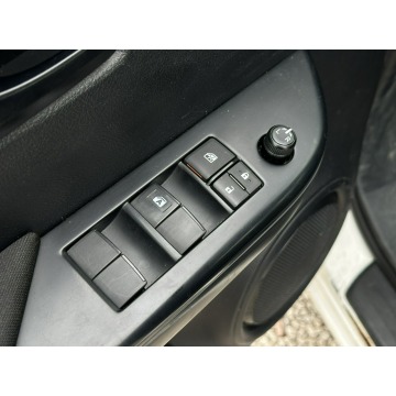 Toyota Hilux 2021,  2.4 diesel - Na sprzedaż za 109 900 zł - Pęcice - zdjęcie 12