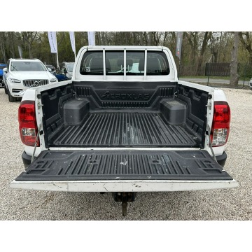 Toyota Hilux 2021,  2.4 diesel - Na sprzedaż za 109 900 zł - Pęcice - zdjęcie 9