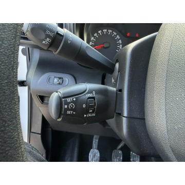 Toyota ProAce 2022,  1.2 benzyna - Na sprzedaż za 59 900 zł - Pęcice - zdjęcie 12