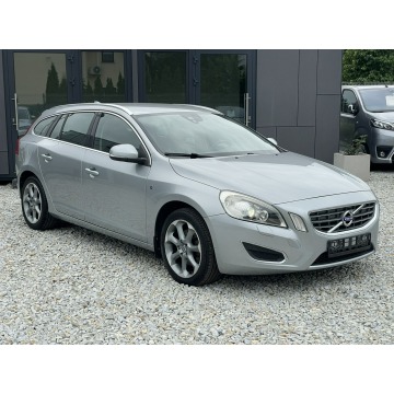 Volvo V60  Kombi 2012,  1.6 diesel - Na sprzedaż za 31 900 zł - Wrocław - zdjęcie 3
