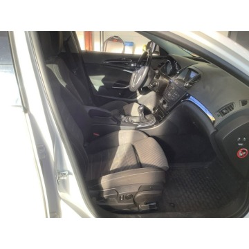 Opel Insignia  Sedan/Limuzyna 2010,  2.0 diesel - Na sprzedaż za 19 998 zł - Tychy - zdjęcie 3