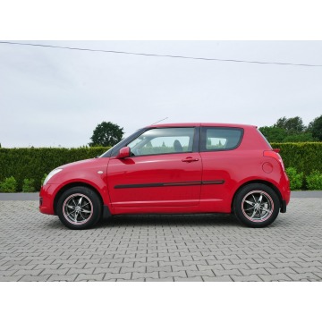 Suzuki Swift  Hatchback 2010,  1.3 benzyna - Na sprzedaż za 15 900 zł - Goczałkowice-Zdrój - zdjęcie 2