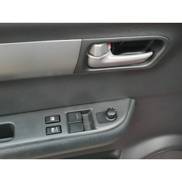 Suzuki Swift  Hatchback 2010,  1.3 benzyna - Na sprzedaż za 15 900 zł - Goczałkowice-Zdrój - zdjęcie 7
