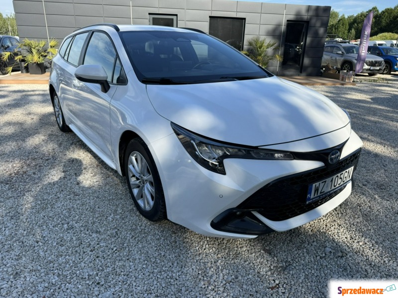 Toyota Corolla  Kombi 2023,  1.8 hybryda, automat - Na sprzedaż za 89 900 zł - Pęcice