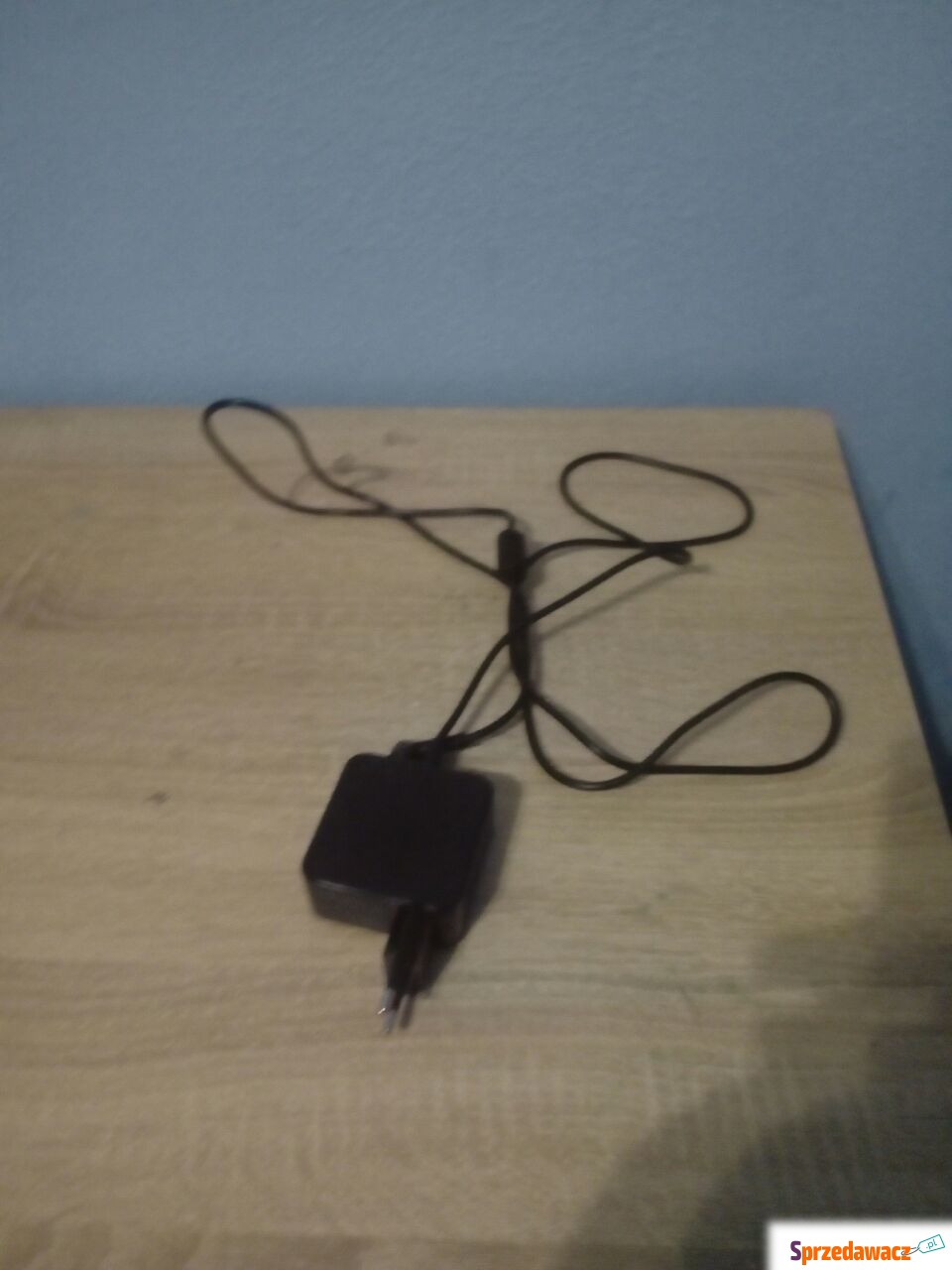 Kabel do.laptopa