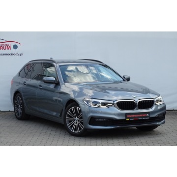 BMW Seria 5  Kombi 2019,  2.0 benzyna, automat - Na sprzedaż za 118 900 zł - Mielec - zdjęcie 4