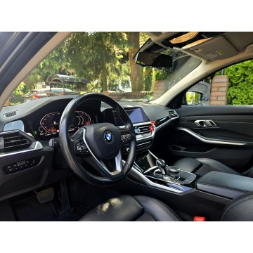 BMW Seria 3  Sedan/Limuzyna 2019,  2.0 diesel, automat - Na sprzedaż za 88 900 zł - Tychy - zdjęcie 9