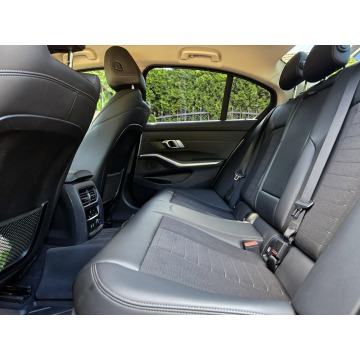 BMW Seria 3  Sedan/Limuzyna 2019,  2.0 diesel, automat - Na sprzedaż za 88 900 zł - Tychy - zdjęcie 12