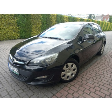 Opel Astra  Hatchback 2013,  1.7 diesel - Na sprzedaż za 13 900 zł - Nowe - zdjęcie 3