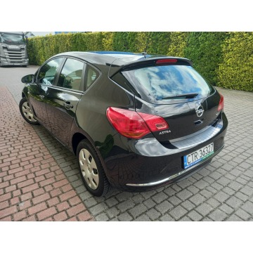 Opel Astra  Hatchback 2013,  1.7 diesel - Na sprzedaż za 13 900 zł - Nowe - zdjęcie 6