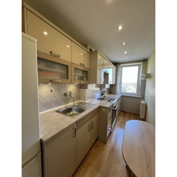 47 m² | 2 pokoje | 3 piętro | balkon