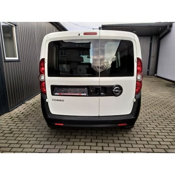 Opel Combo 2018,  1.2 diesel - Na sprzedaż za 29 900 zł - Strzała - zdjęcie 6