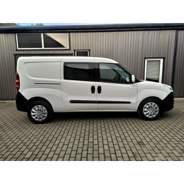 Opel Combo 2018,  1.2 diesel - Na sprzedaż za 29 900 zł - Strzała - zdjęcie 8