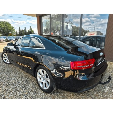 Audi A5  Coupe/Sportowy 2010,  2.0 diesel - Na sprzedaż za 36 899 zł - Tychy - zdjęcie 4