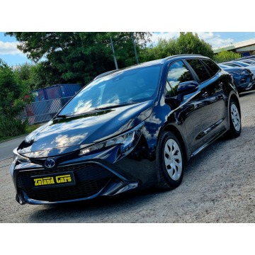 Toyota Corolla  Kombi 2022,  1.8 hybryda, automat - Na sprzedaż za 69 900 zł - Szczecin - zdjęcie 1