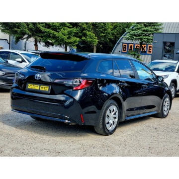 Toyota Corolla  Kombi 2022,  1.8 hybryda, automat - Na sprzedaż za 69 900 zł - Szczecin - zdjęcie 8
