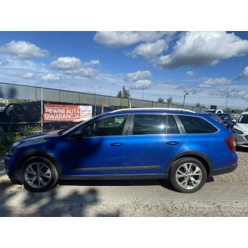 Skoda Superb  Kombi 2014,  2.0 diesel, automat - Na sprzedaż za 44 997 zł - Gdańsk - zdjęcie 12