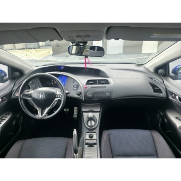 Honda Civic  Hatchback 2009,  1.8 benzyna - Na sprzedaż za 19 900 zł - Piekoszów - zdjęcie 11