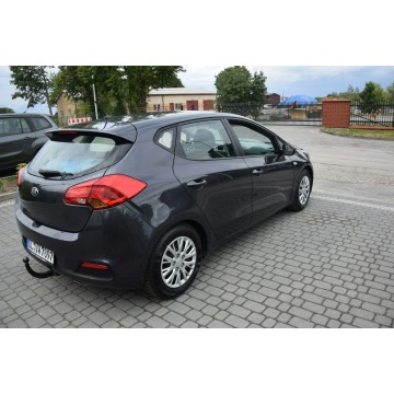 Kia Ceed  Hatchback 2013,  1.4 benzyna - Na sprzedaż za 24 900 zł - Majdan Sieniawski - zdjęcie 10
