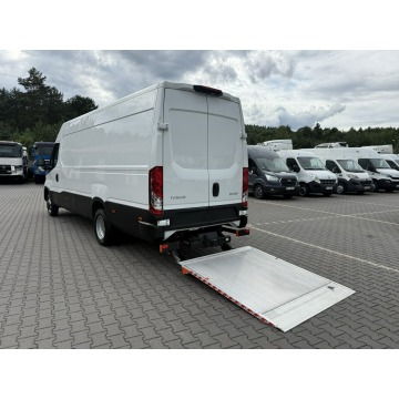 Iveco Daily 2025,  3.0 diesel, automat - Na sprzedaż za 230 010 zł - Widełki - zdjęcie 10