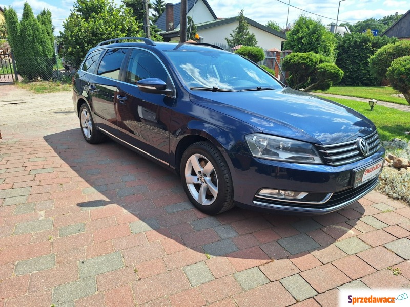 Volkswagen Passat  Kombi 2013,  1.4 benzyna - Na sprzedaż za 23 500 zł - Załom