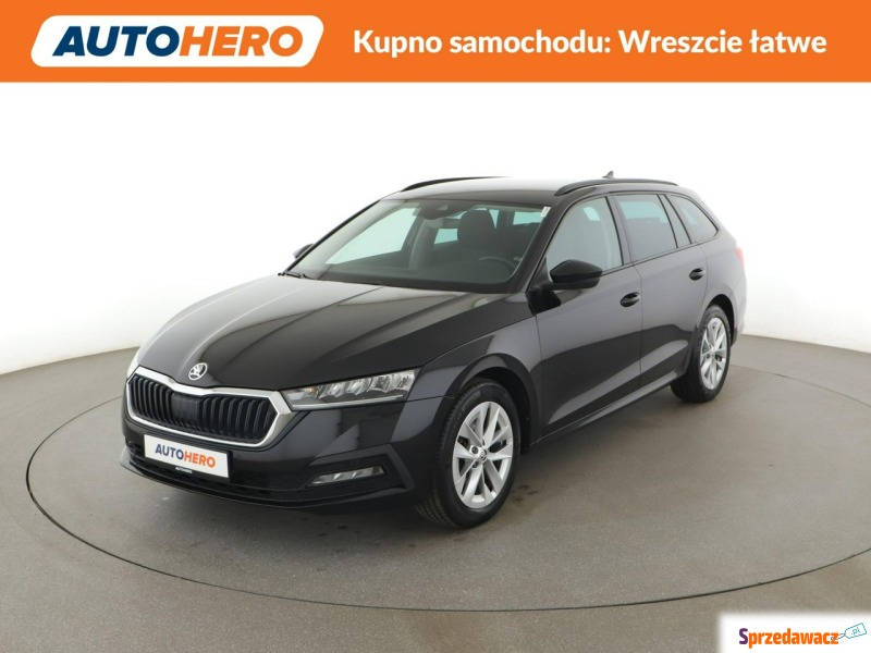 Skoda Octavia  Kombi 2023,  2.0 benzyna, automat - Na sprzedaż za 79 500 zł - Warszawa