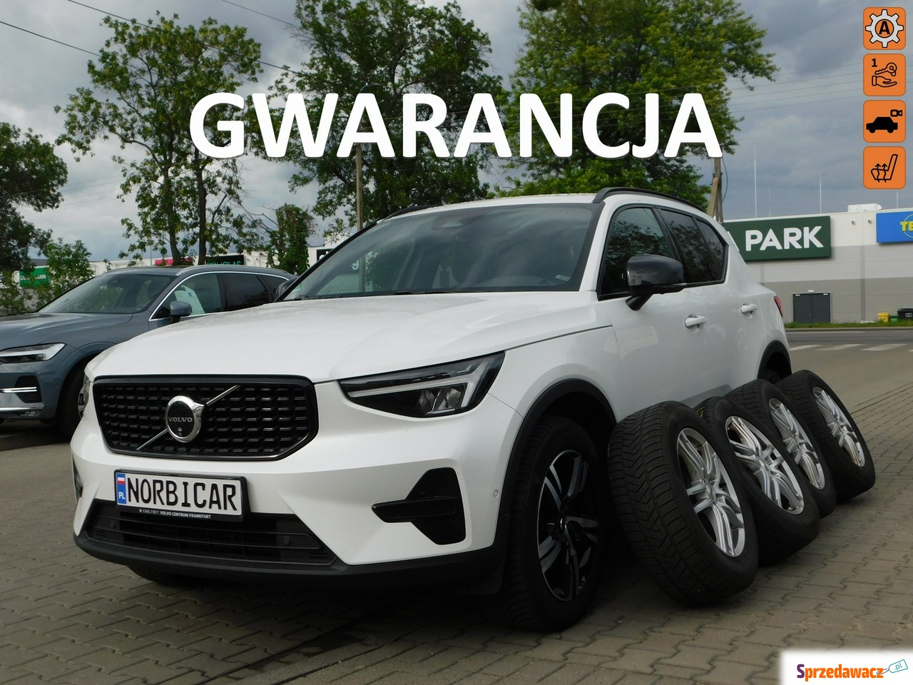 Volvo XC 40 - 2.0B3 BEZWYPADKOWY...