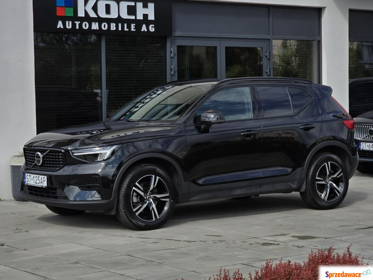 Volvo XC 40 - B4(B) Plus Dark...