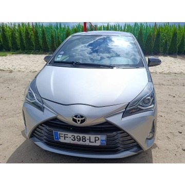 Toyota Yaris  Hatchback 2019,  1.0 benzyna - Na sprzedaż za 29 999 zł - Pleszew - zdjęcie 2