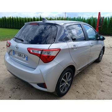 Toyota Yaris  Hatchback 2019,  1.0 benzyna - Na sprzedaż za 29 999 zł - Pleszew - zdjęcie 6