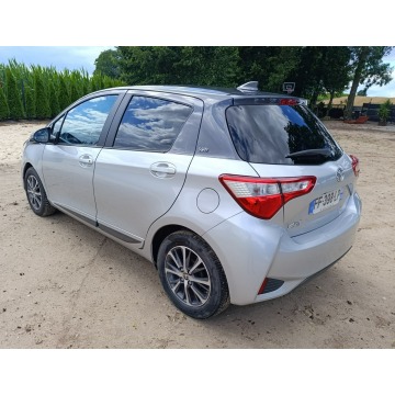 Toyota Yaris  Hatchback 2019,  1.0 benzyna - Na sprzedaż za 29 999 zł - Pleszew - zdjęcie 5