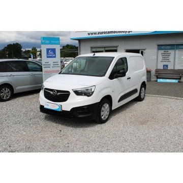 Opel Combo 2022,  1.2 benzyna - Na sprzedaż za 45 900 zł - Warszawa - zdjęcie 2