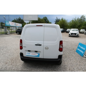 Opel Combo 2022,  1.2 benzyna - Na sprzedaż za 45 900 zł - Warszawa - zdjęcie 7