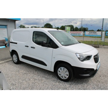 Opel Combo 2022,  1.2 benzyna - Na sprzedaż za 45 900 zł - Warszawa - zdjęcie 5