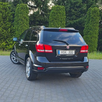 Fiat Freemont  SUV 2014,  2.0 diesel - Na sprzedaż za 33 900 zł - Ostrów Mazowiecka - zdjęcie 9