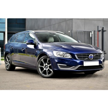 Volvo V60  Kombi 2014,  2.0 diesel - Na sprzedaż za 35 900 zł - Płock - zdjęcie 4