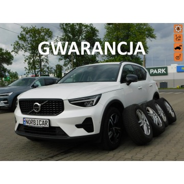 Volvo XC 40 - 2.0B3 BEZWYPADKOWY Black Edition Model 2024r